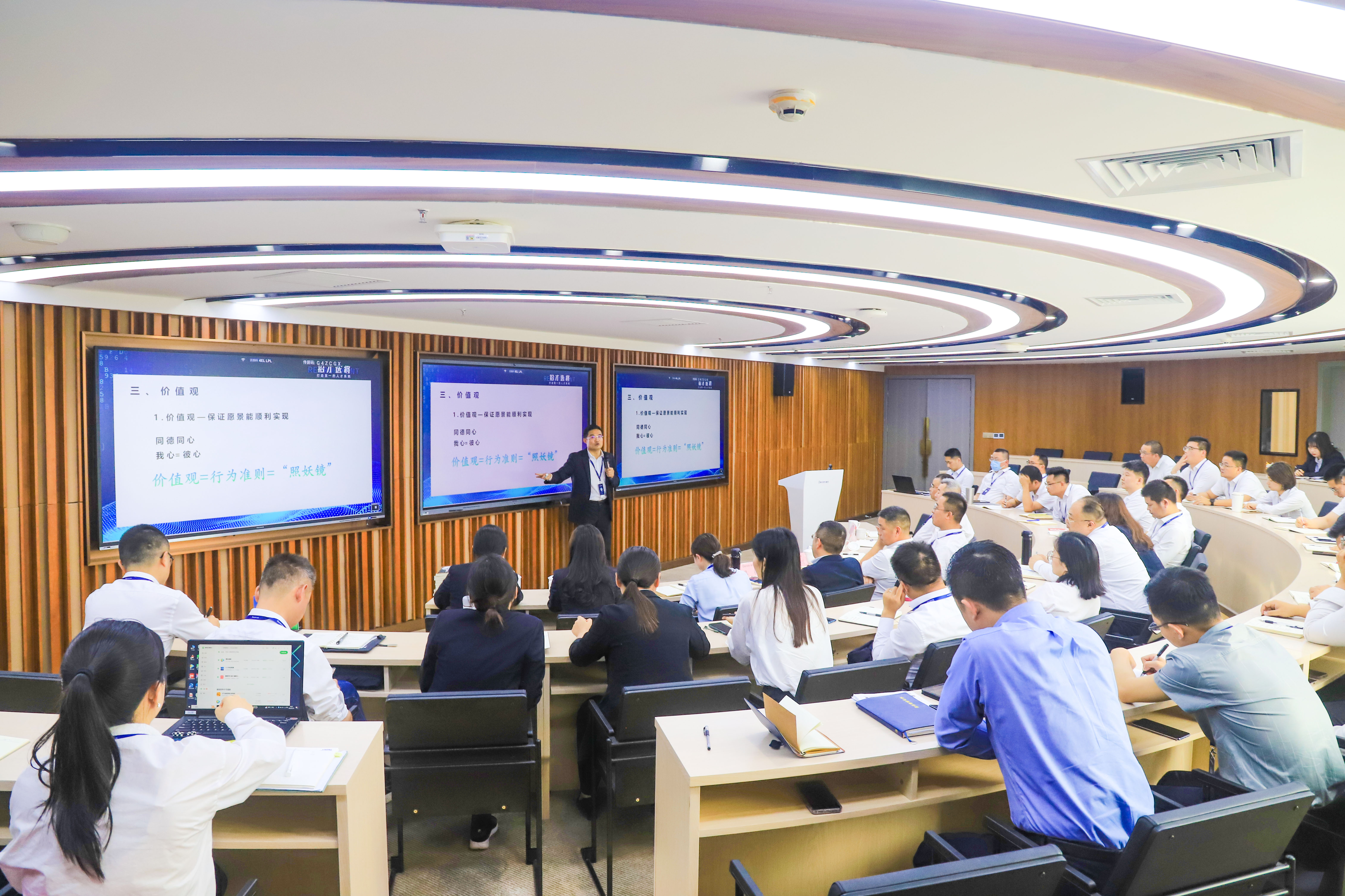 f9b4fa7798b2589d5784146ea81678c.jpg f9b4fa7798b2589d5784146ea81678c.jpg